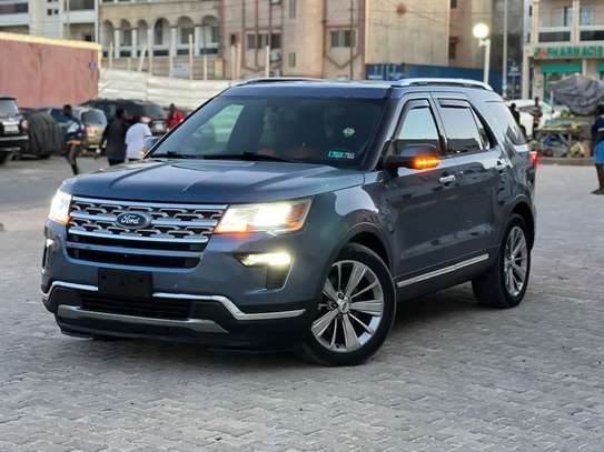 Ford Explorer limited AWD 2018 image 3