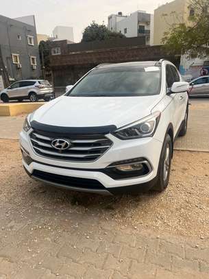 Hyundai Santafe limited 2017 image 2
