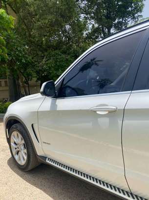 BMW X5 Année 2016 image 2