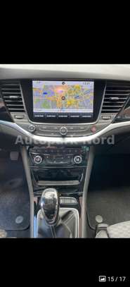Opel Astra K Sports Tourer 1.6 CDTI 136HP Dynamic image 12