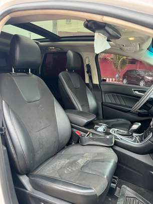 Ford edge sport image 6