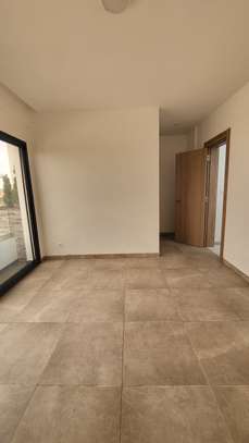 Bel appartement de grand standing sur la VDN image 8