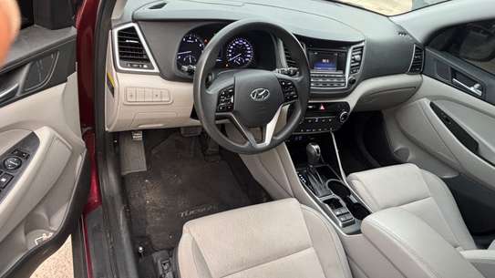 HYUNDAI TUCSON VENAT image 8