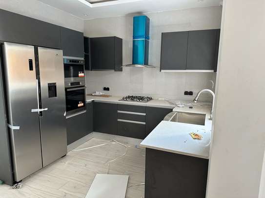 Tres bel Appartement à louer à Ngor image 2