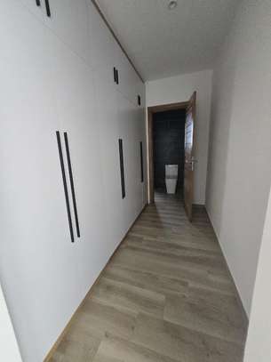 Appartement F4 vide vue sur mer à louer à Mermoz image 7