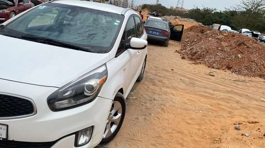 Location Kia Rondo 7 places image 2