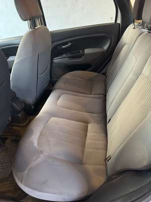 Fiat Linea Diesel image 6