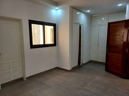 appartement de chambres salon a Ngor image 14
