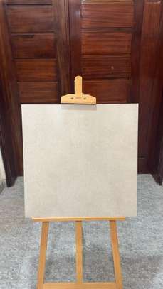 Carrelage beige clair 60x60 cm mat antidérapant image 2