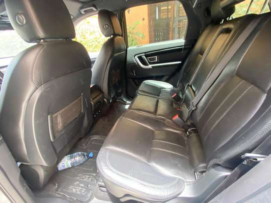 Land rover image 5