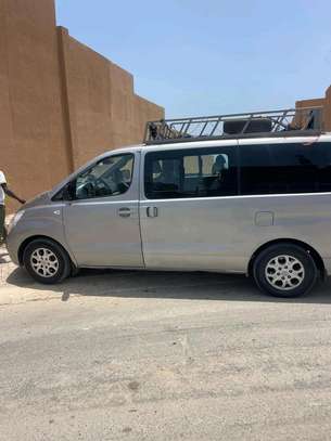 Minibus 12 places - Location Mini bus Hyundai grand starex image 2