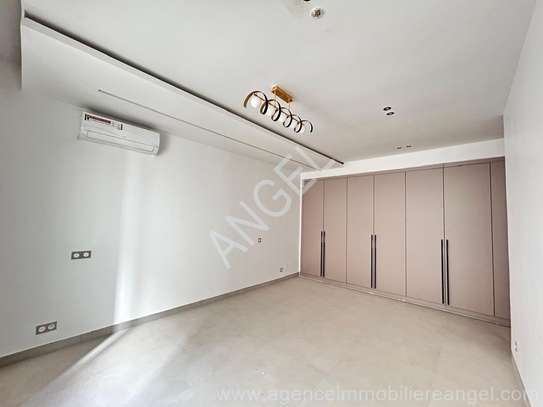 Ref_2760_PL Appartement F5 neuf à louer aux Almadies image 13