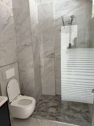 Appartement meublé à Avenue blaise Diagne ville image 5