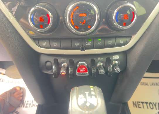 Mini Cooper Countrymane ALL4 2018 image 9