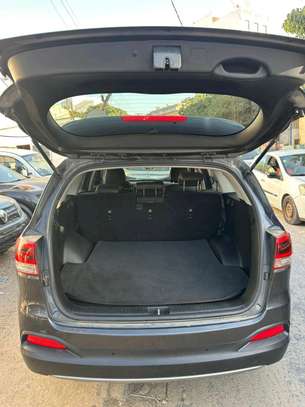 Kia sorento image 6