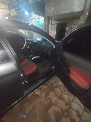 Location voiture SUV Mitsubishi RVR avec chauffeur image 5