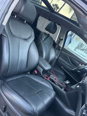 Hyundia santafe image 12