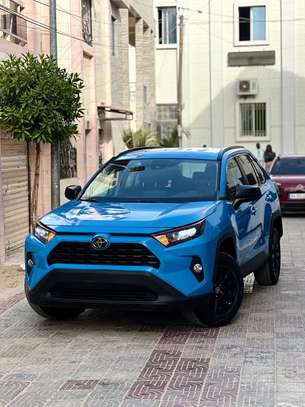 toyota rav 4 2019 image 3