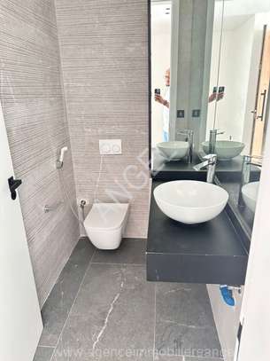 Ref_2690_GL Penthouse neuf à louer aux Almadies image 6