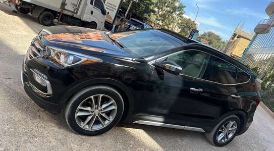 Hyundai santafe 2018 image 1