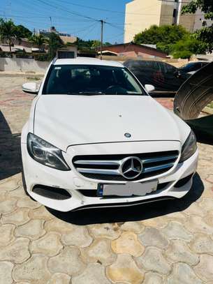 LOCATION MERCEDES CLASSE C FULL OPTIONS image 2