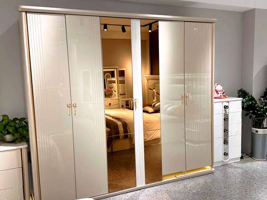 CHAMBRE A COUCHER VIP image 5