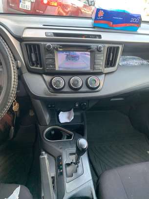 Toyota rav 4 Anne 2018 image 6