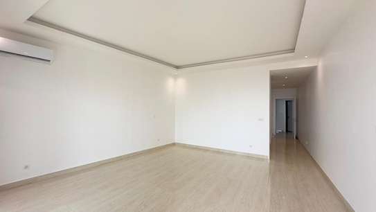 appartement à louer à Fann avec vue sur la mer image 3