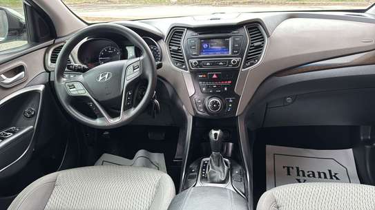 Hyundai Santa Fe 2017 image 3