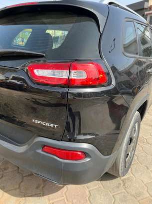 Jeep cherokee sport 2016 image 5