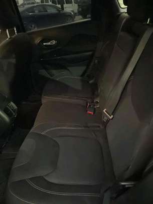 Jeep cherocke 2016 image 5