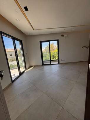 VILLA SDANDING image 8