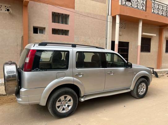 Ford Everest 4X4 à louer image 5