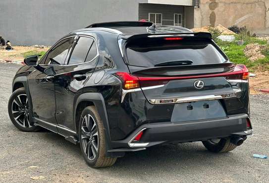 LEXUS UX 200 SPORT 2021 FULL image 11