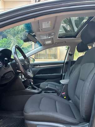 Hyundai Elantra 2020 image 11