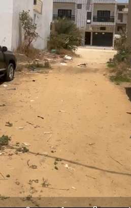 A VENDRE UN TERRAIN DE 150 M2 image 3