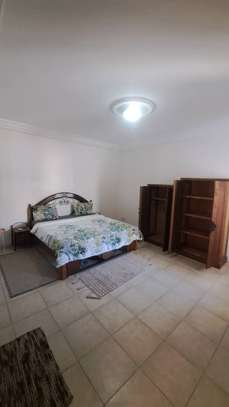 2 CHAMBRES NON MEUBLEES A LOUER A NGOR MARINA BAY image 13