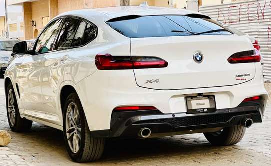 BMW X4 2020 image 9