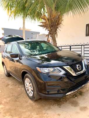 Nissan Rogue 2017 image 1
