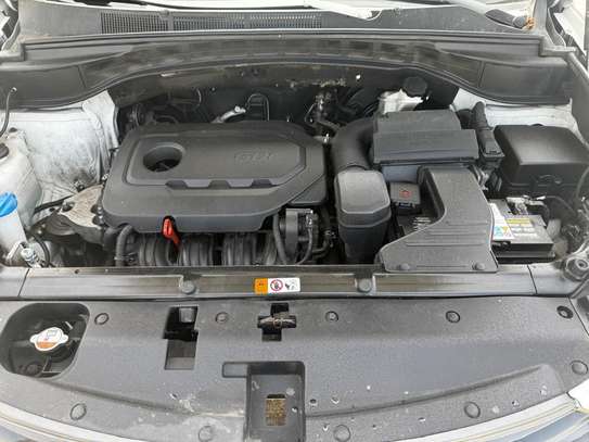 Hyundai Santa Fe 2018 image 3