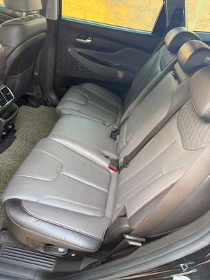 Hyundai Santafe 2019 image 10