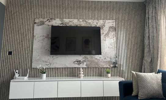 Appartement, une piscine à débordement, salle de sport image 6