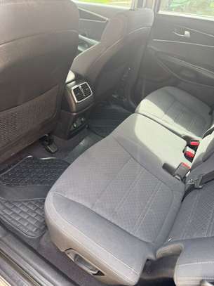 Kia Sorento 2018 image 2
