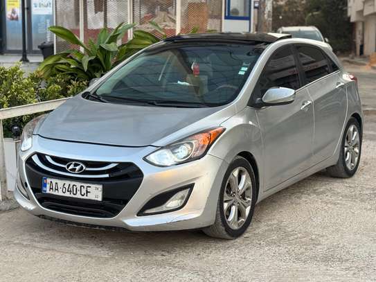 Hyundai Elantra GT image 11