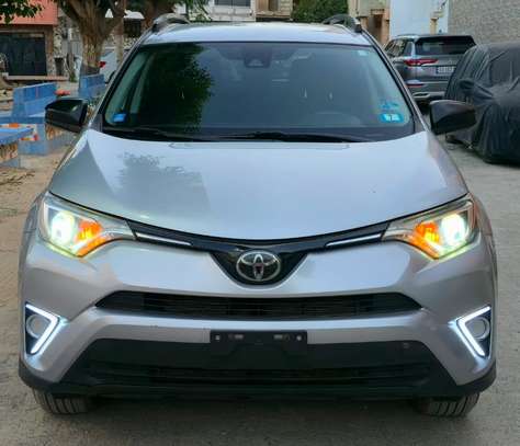 Toyota RAV 4 2017 - AWD image 2