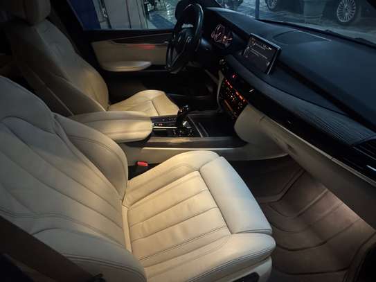 BMW X5 anne 2016 image 4