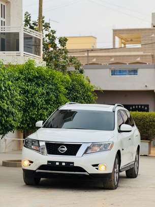 Nissan Pathfinder 2016 image 1