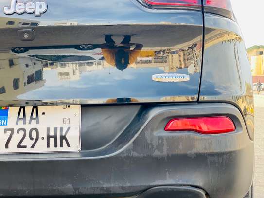 JEEP CHEROKEE LATITUDE-2017 image 3