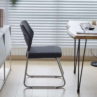 Chaise visiteur mesh image 4