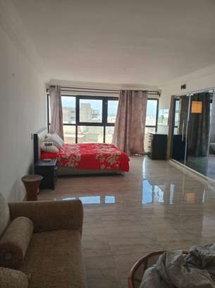 Beau duplex meublé louer a Ouakam image 7